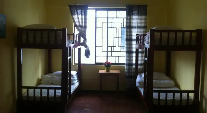 Синъи: Xing Yi International Hostel