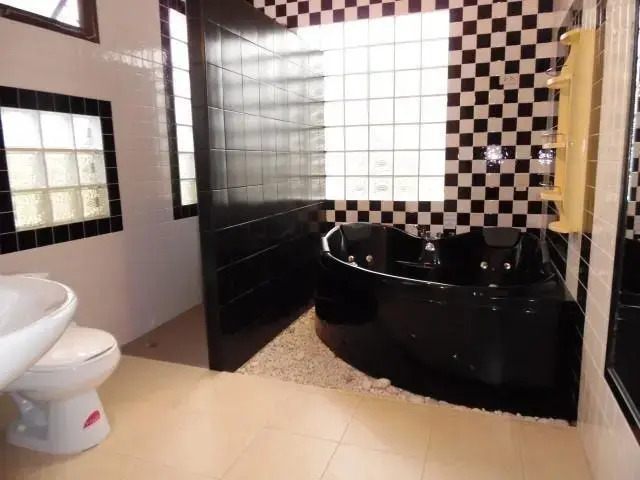 Тхаланг: Hideaway Villa