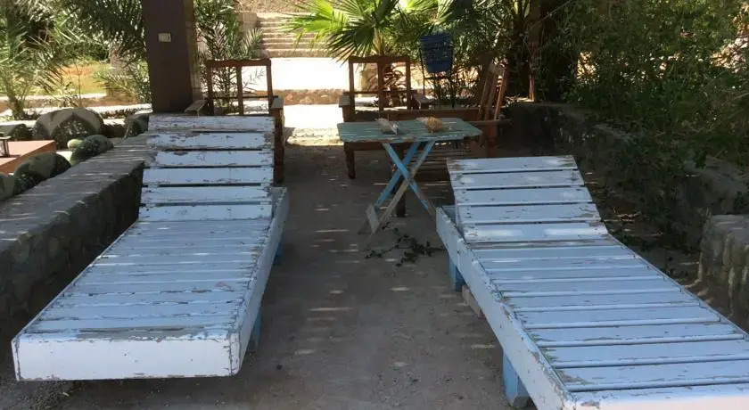 Нувейба: Saraya Beach