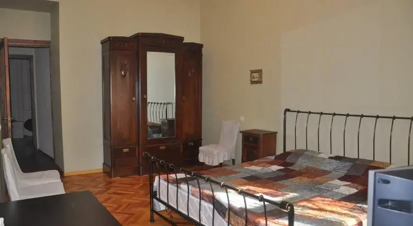 Тбилиси: Apartment at Gorkogo street