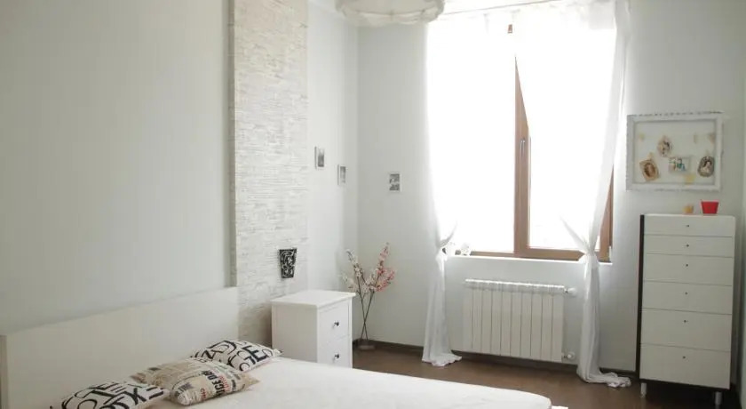 Батуми: Leolina Apartments