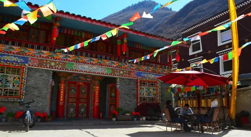 Цзючжайгоу: Jiuzhaigou A Ke Cai Rang Hostel