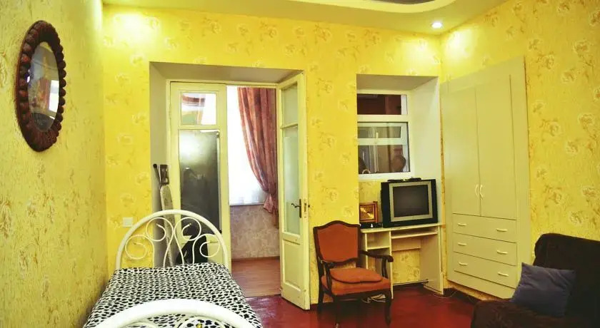 Тбилиси: Apartment at Grigola Handzeteli