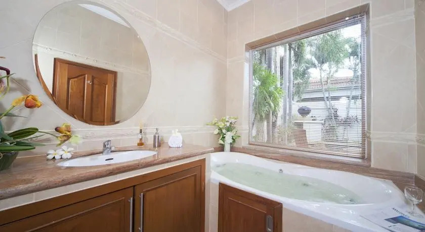 Паттайя: Pratumnak Pool Villa 1C