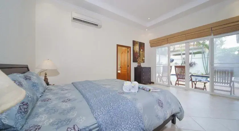 Паттайя: Pratumnak Pool Villa 1C