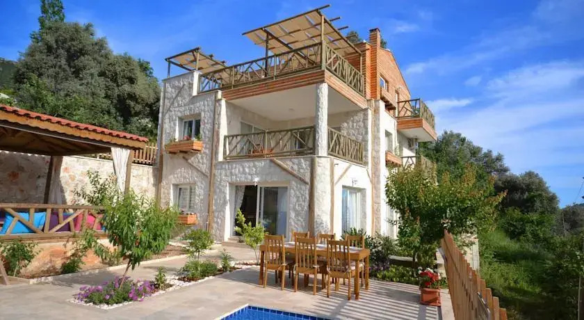 Исламлар: Villa Kelebek Öz