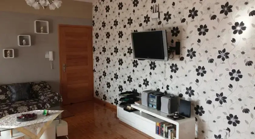 Пафос: Apartment 303