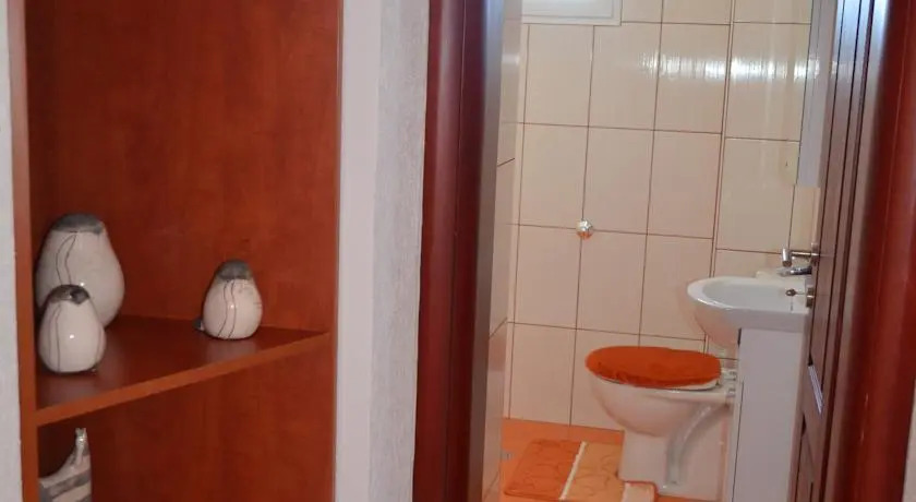 Сутоморе: Apartments Anna