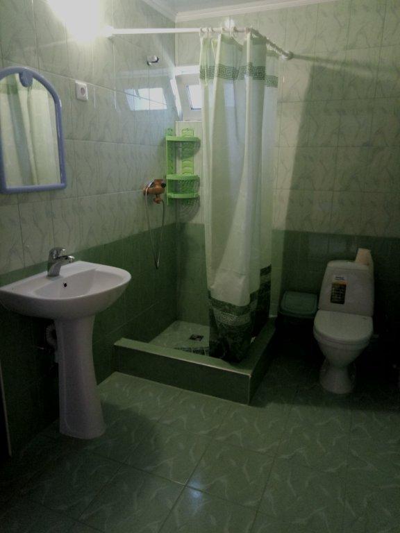 Штормовое: Semejnyij Uyut Guest House