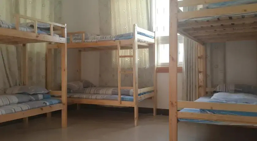 Цзюцюань: Dunhuang Ancient Path Hostel