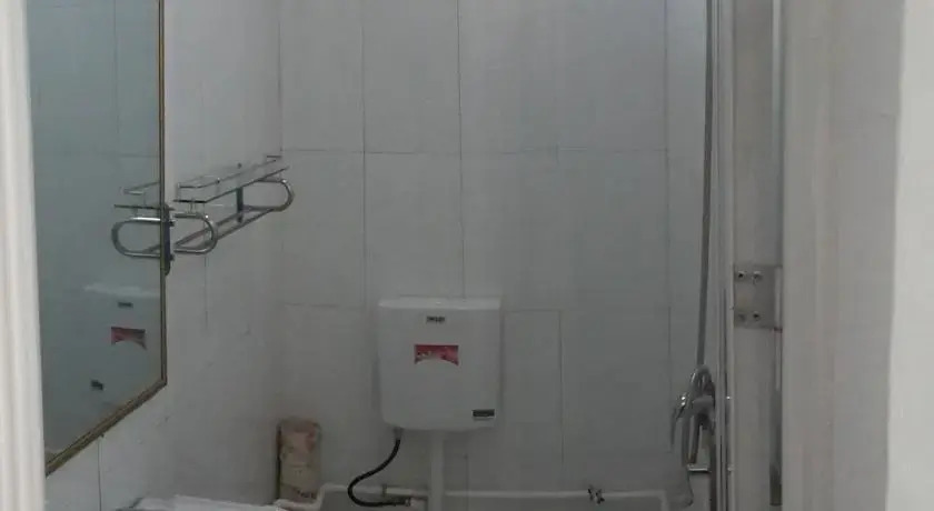 Цзюцюань: Dunhuang Ancient Path Hostel