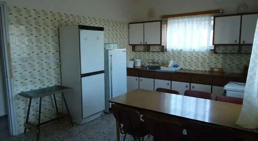 Какопетрия: Zorpides House