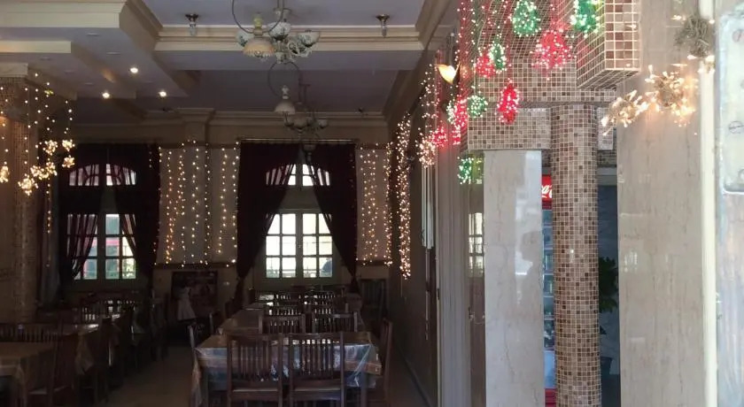 Рас-Эль-Бар: Lebanon Hotel