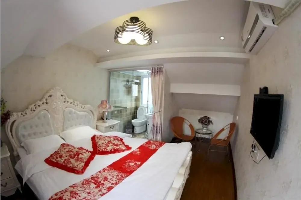 Цзясинь: Moon Night Xitang Inn Bar Street Branch