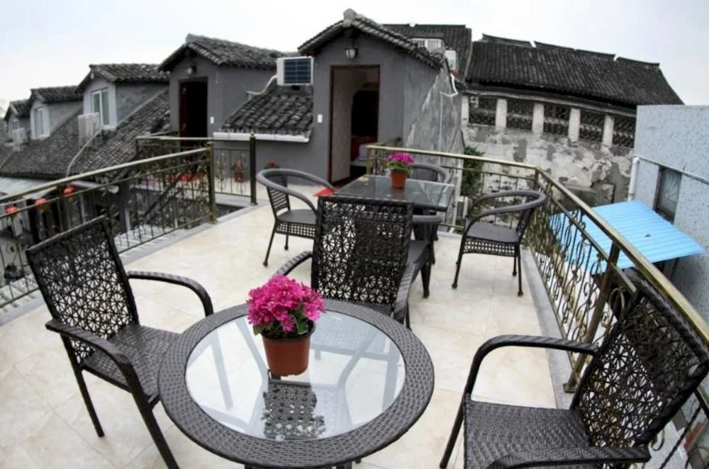 Цзясинь: Moon Night Xitang Inn Bar Street Branch