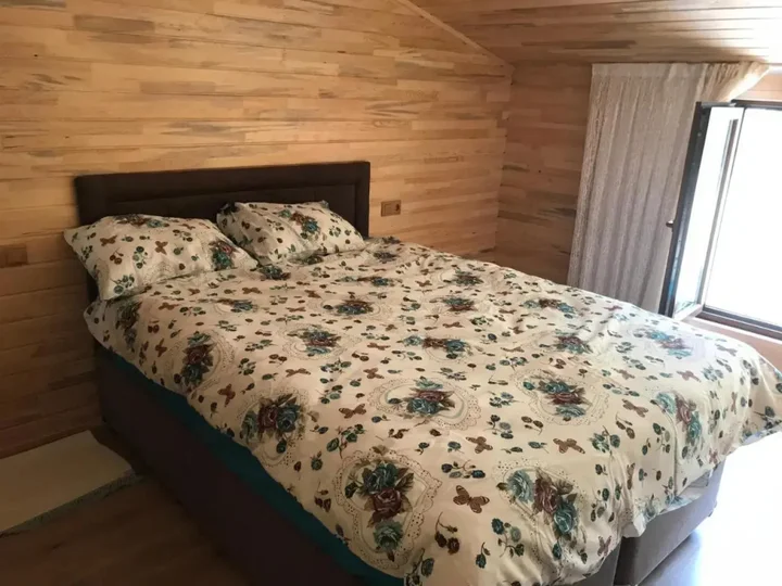 Узунгёль: Ay Home Apart