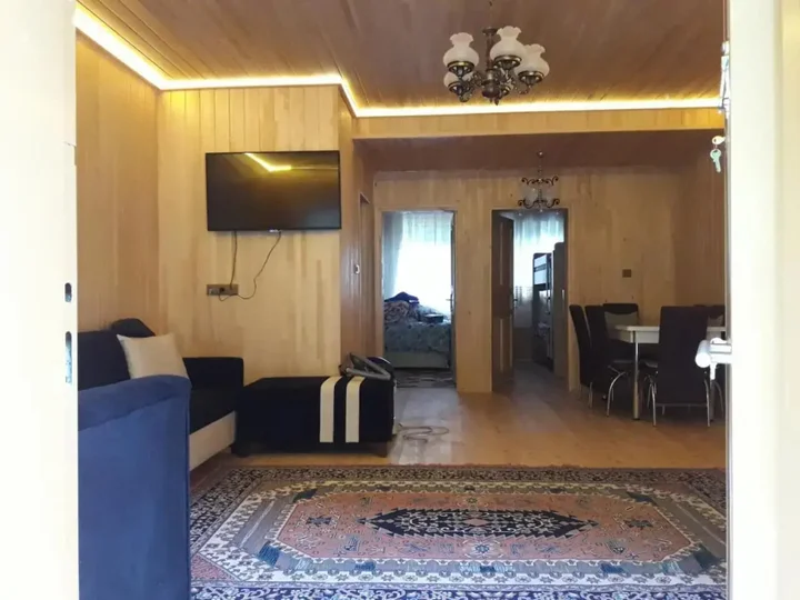 Узунгёль: Ay Home Apart