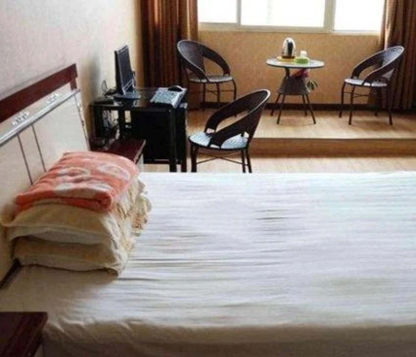 Лоян: Jinxiang Inn