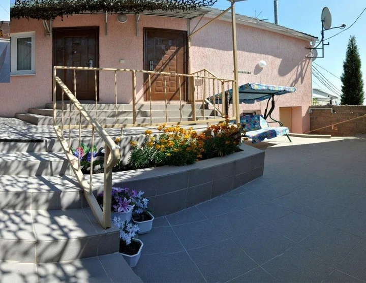 Штормовое: Talisman Guest House