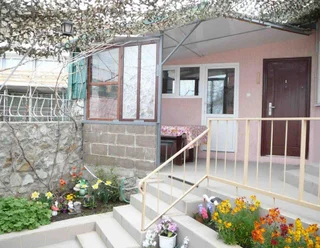 Штормовое: Talisman Guest House