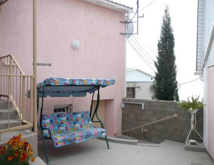 Штормовое: Talisman Guest House