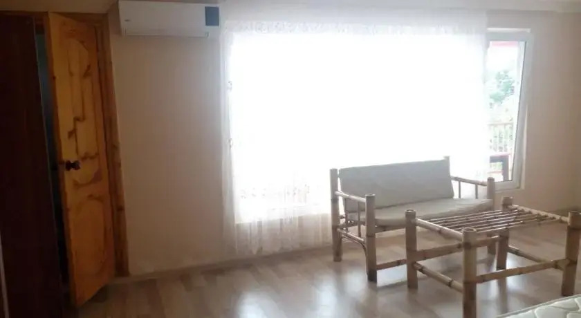 Батуми: Guest House Guguli