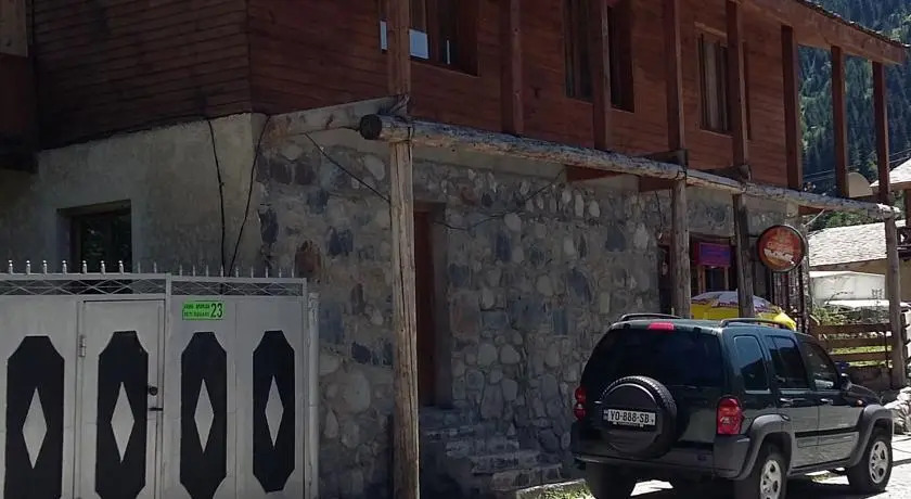 Местиа: Gust House Betqil