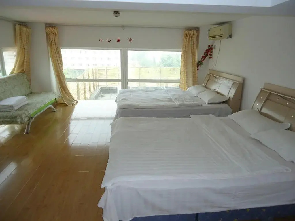 Дали: Yilanlou Inn With Lake View