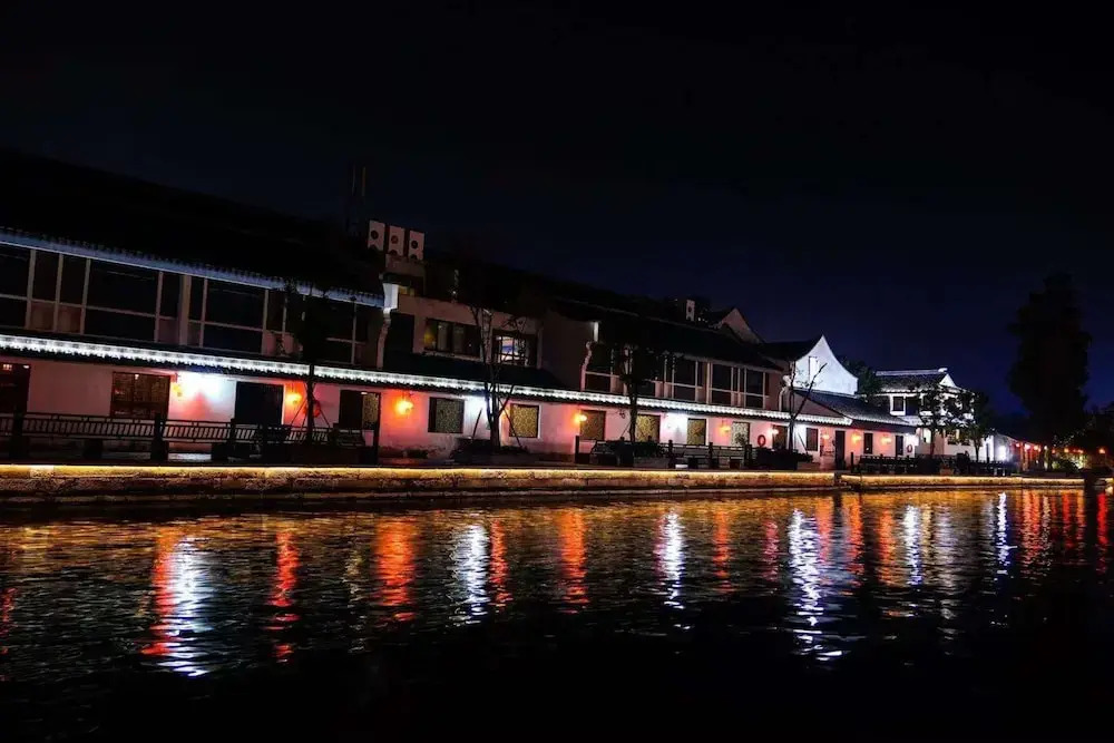 Цзясинь: Xitang Yanyu Jiangnan Hotel