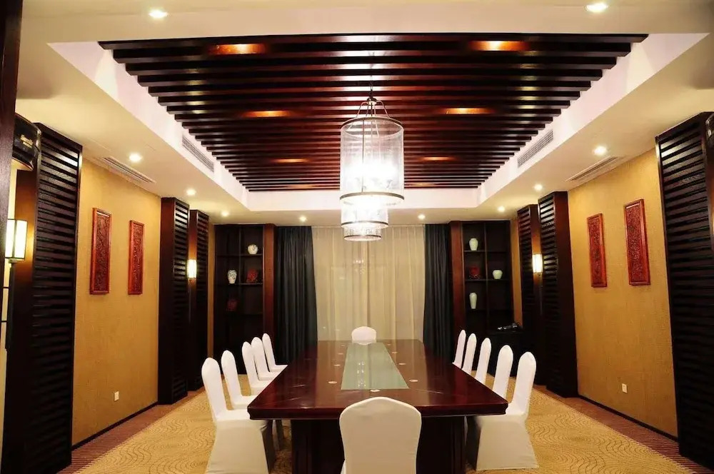 Цзясинь: Xitang Yanyu Jiangnan Hotel