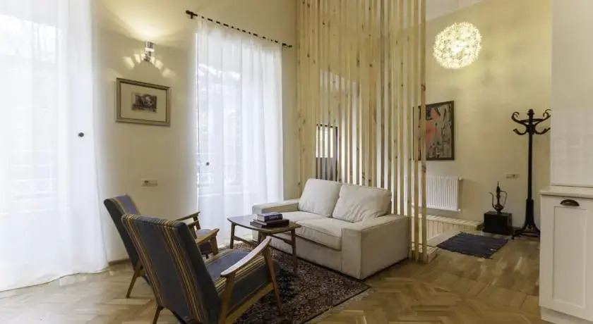 Тбилиси: Cosy Studio
