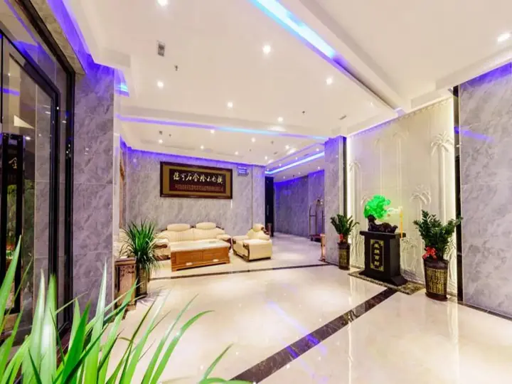 Гуанчжоу: S&P Holiday Inn Baiyun Airport(Airport 2 Branch)