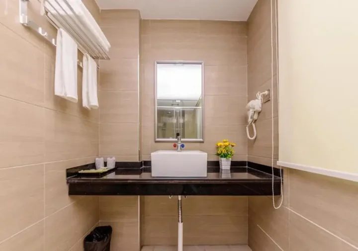 Гуанчжоу: S&P Holiday Inn Baiyun Airport(Airport 2 Branch)