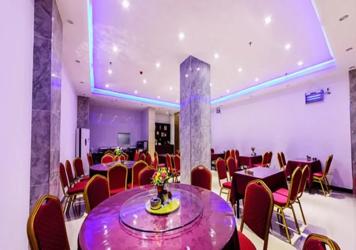 Гуанчжоу: S&P Holiday Inn Baiyun Airport(Airport 2 Branch)