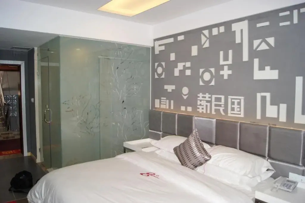Синъи: Kalun Shijue Hotel