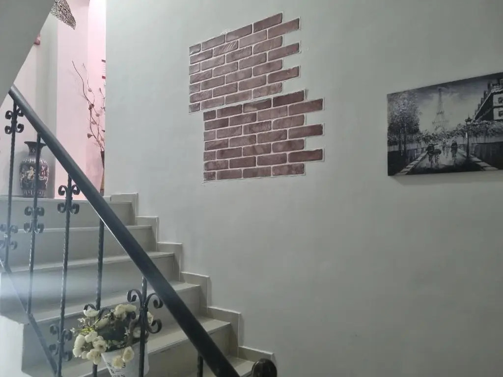 Тбилиси: Shatel Hotel