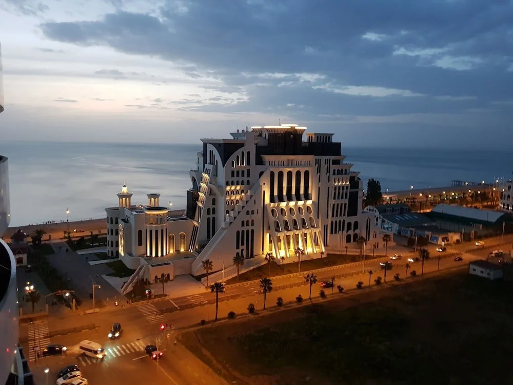 Батуми: Suliko Apartments in Batumi