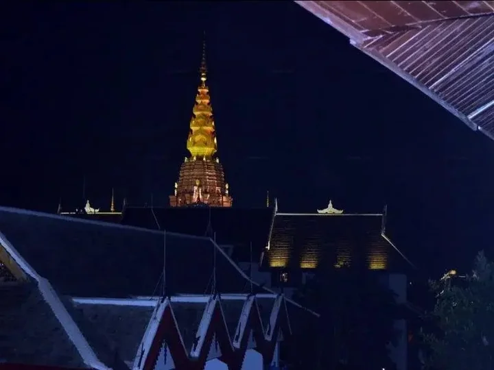 Цзинхун: Xishuangbanna Shuidai Inn