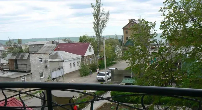 Бердянск: Гостевой Дом Колумб
