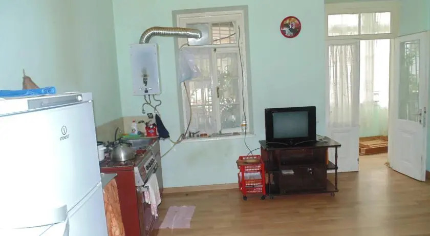 Тбилиси: 3 Room Home city center