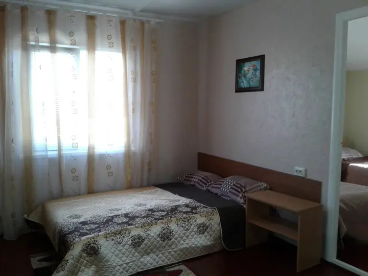 Штормовое: Гостевой Дом УЮТ