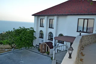 Алупка: Гостевой Дом Уют