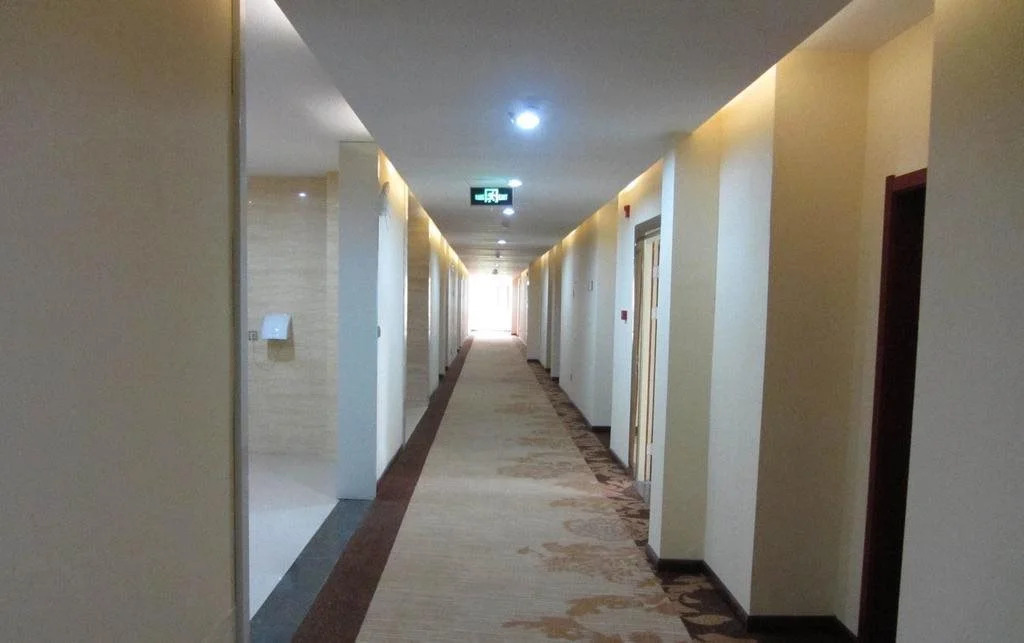 Баоцзи: Baoji Wolong Juxing Hotel