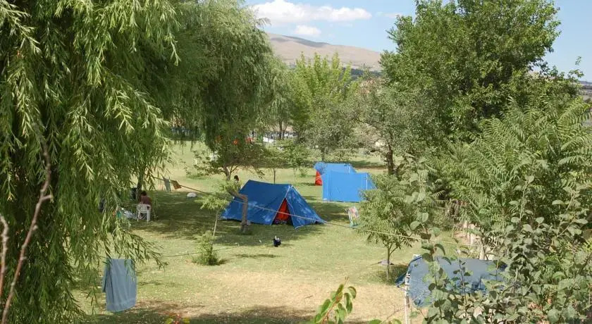 Аванос: Ada Camping