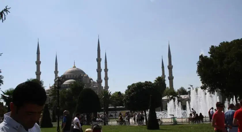 Стамбул: Coskun House Garden