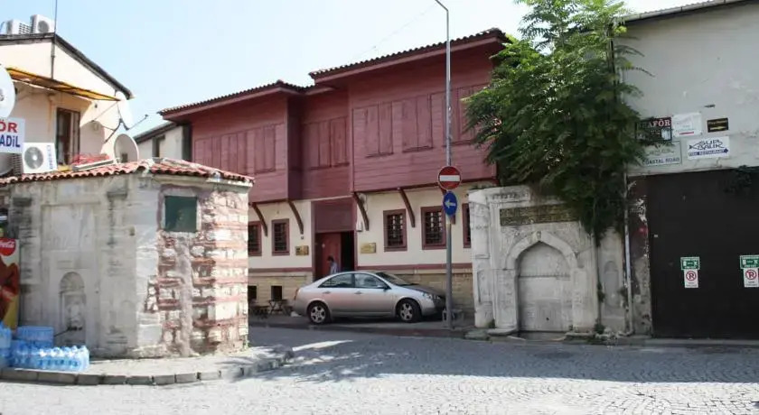 Стамбул: Coskun House Garden