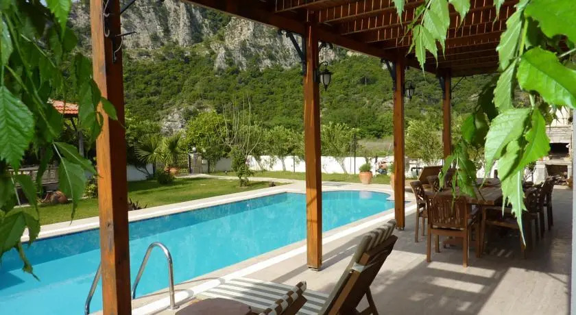Дальян: Villa Azure