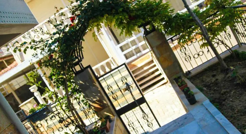 Кушадасы: Cottage Hasan Berat Sitesi 68