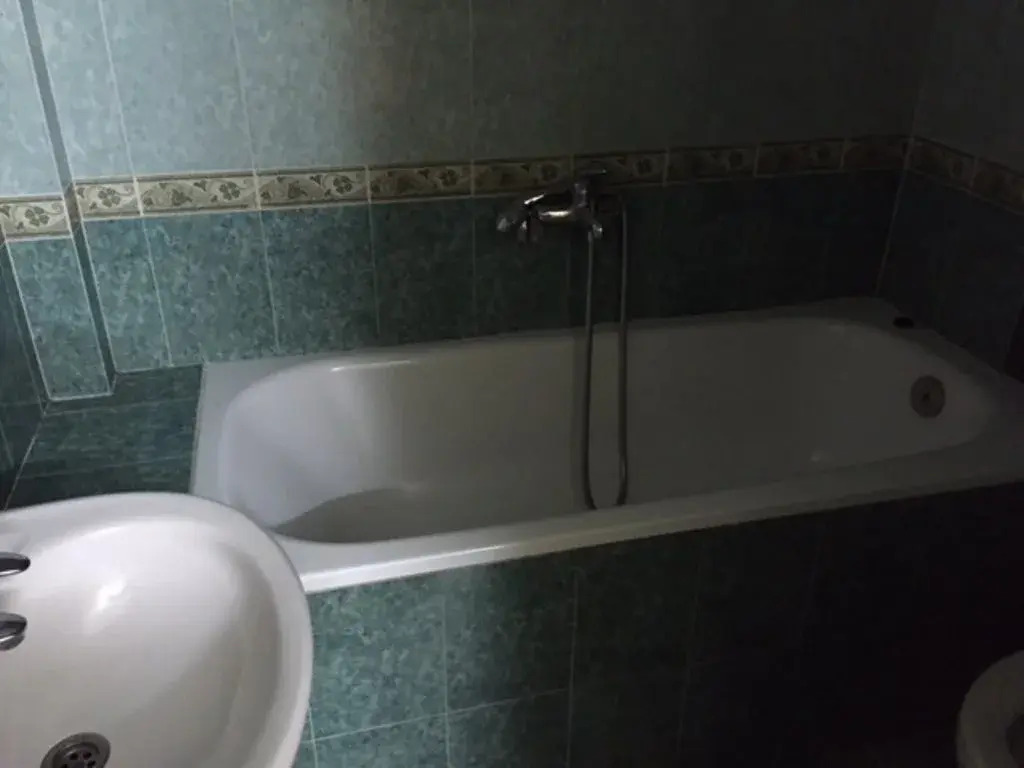 Хюэ: Hoa Binh Hotel Hue