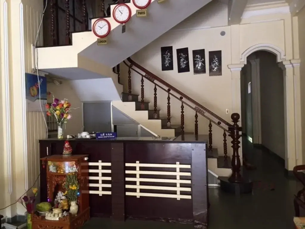 Хюэ: Hoa Binh Hotel Hue